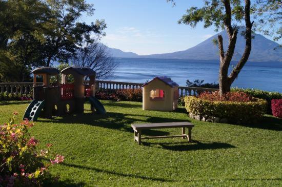 The Paradise of Atitlán Suites apartamento completo Panajachel Exterior foto